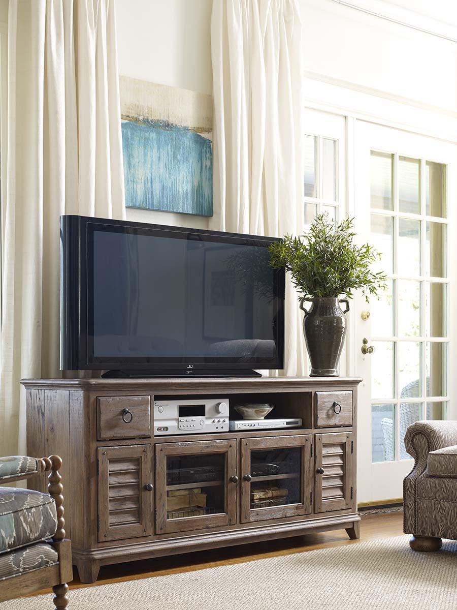 Kincaid Furniture Weatherford 66" Console